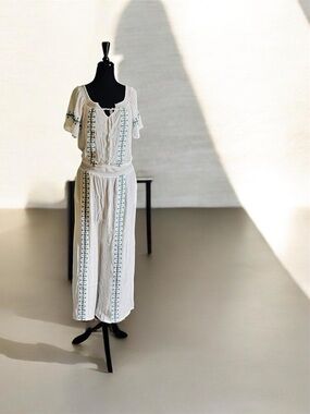 Goa by Japna White & Blue Boho Mediterranean Vibe Beach Set | XL | Preowned